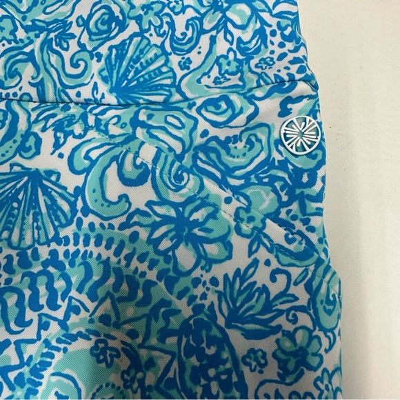Lilly Pulitzer luxletic nakia Women's Blue Patterned Shorts size 12 - Picture 7 of 13